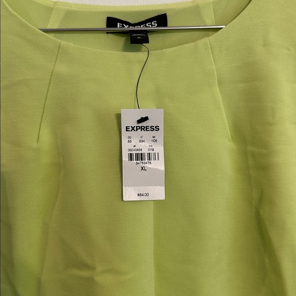 Express Lime Green Short Sleeve Top - Picture 2 of 3